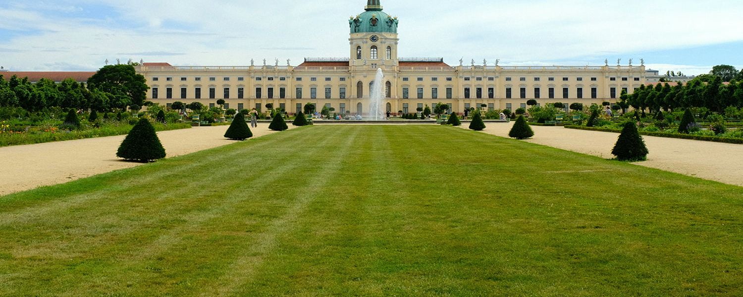 Explore Educational Trips to Berlin for Modern History