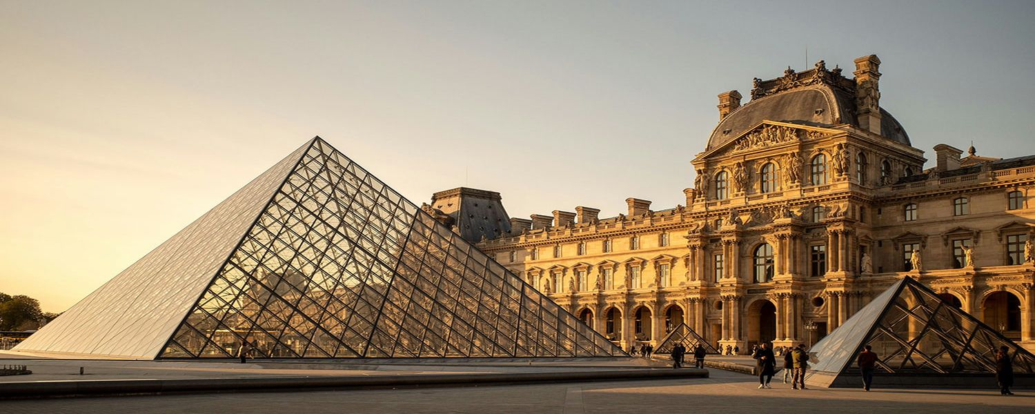 The Top 12 School Trips Abroad for Enriching Experiences